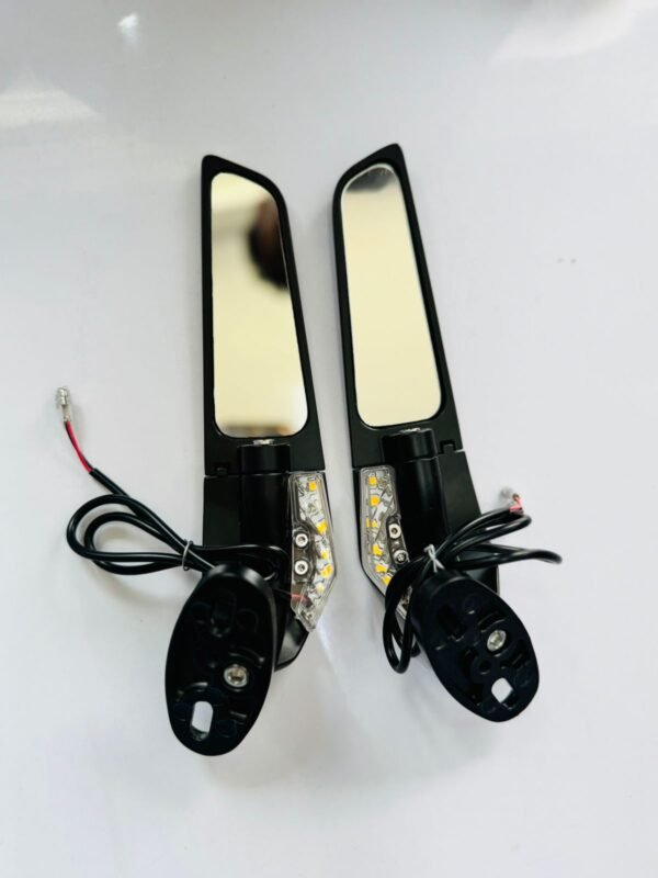 Wings mirror with indicator visor fiting